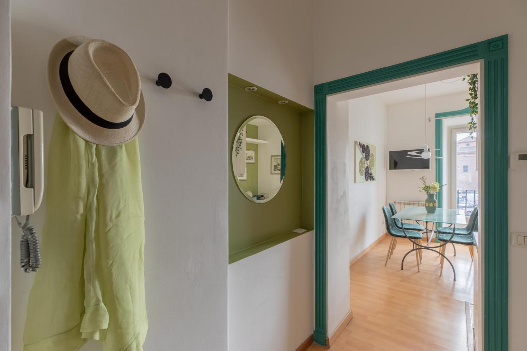 Iflat Cozy Flat With A View In San Giovanni *